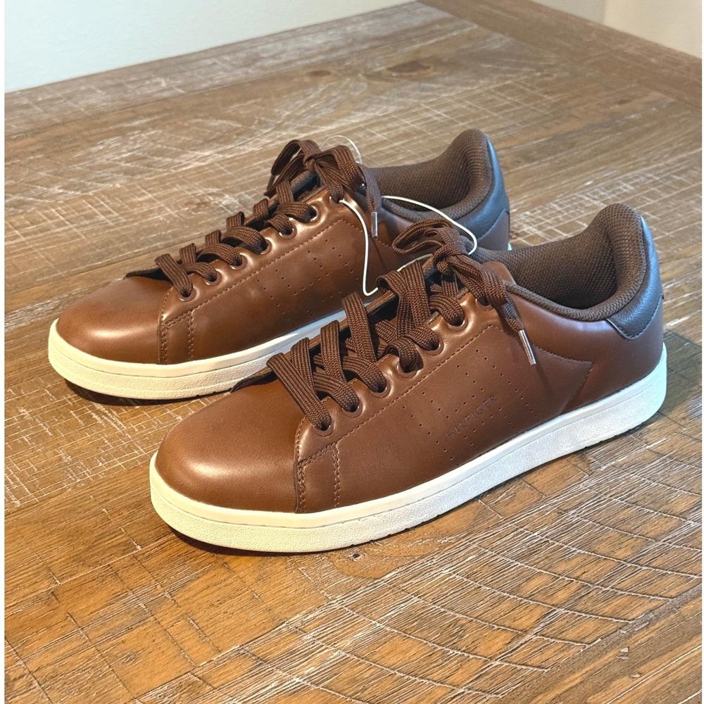 Tommy Hilfiger TMLISTON Mens Sneakers Medium Brown Low Top Shoes 9 M NEW Classic